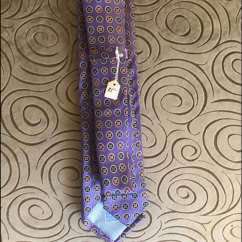 Really nice woven 100% silk made in Italy